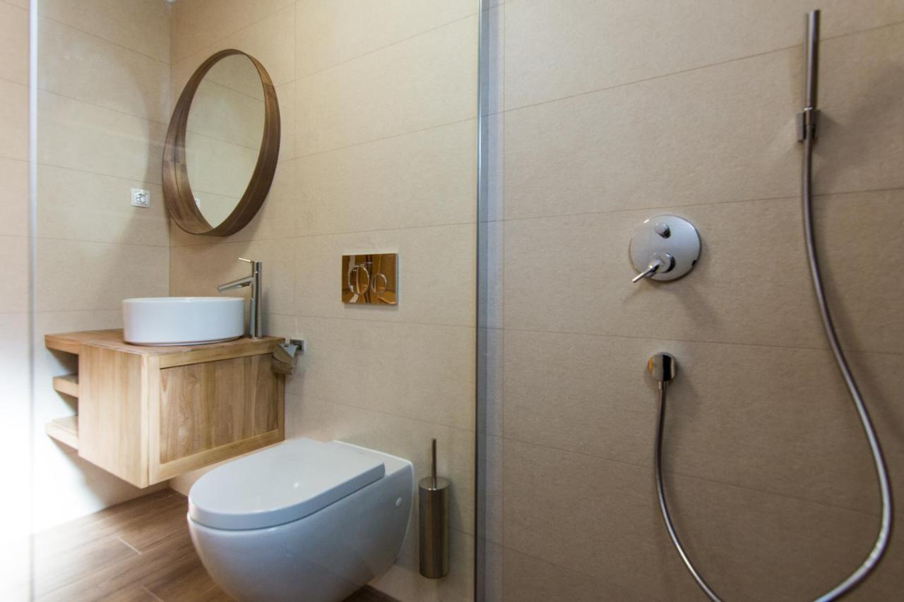 Apartments Basilea Biograd Na Moru Bagian luar foto