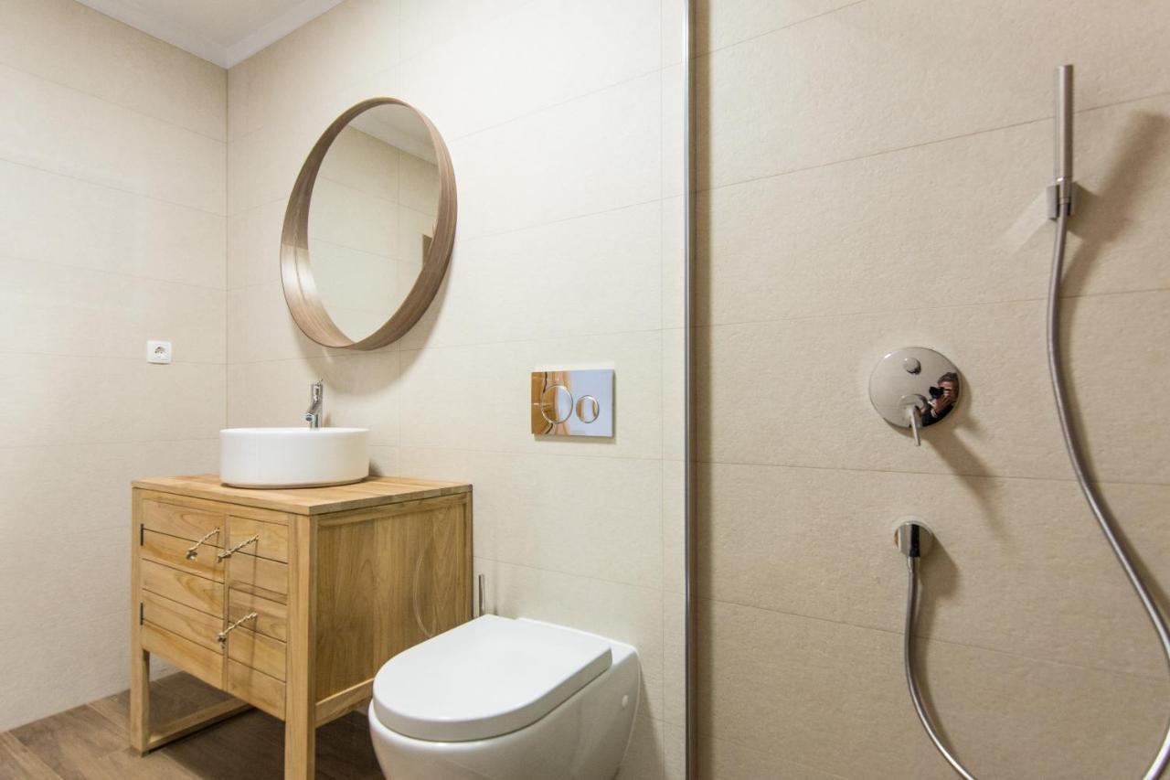 Apartments Basilea Biograd Na Moru Bagian luar foto