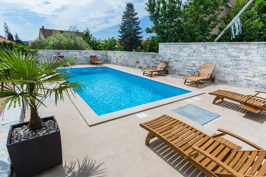 Apartments Basilea Biograd Na Moru Bagian luar foto