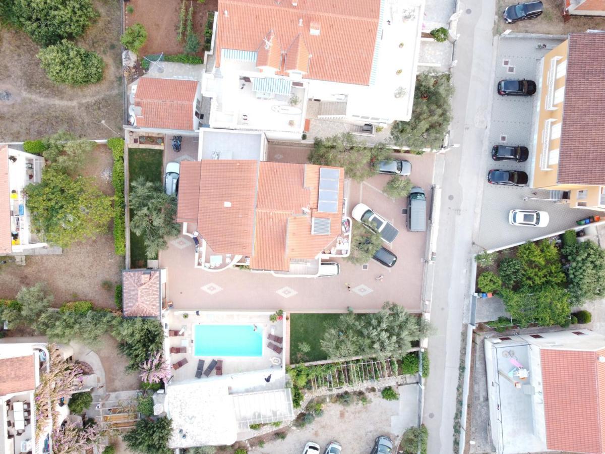Apartments Basilea Biograd Na Moru Bagian luar foto