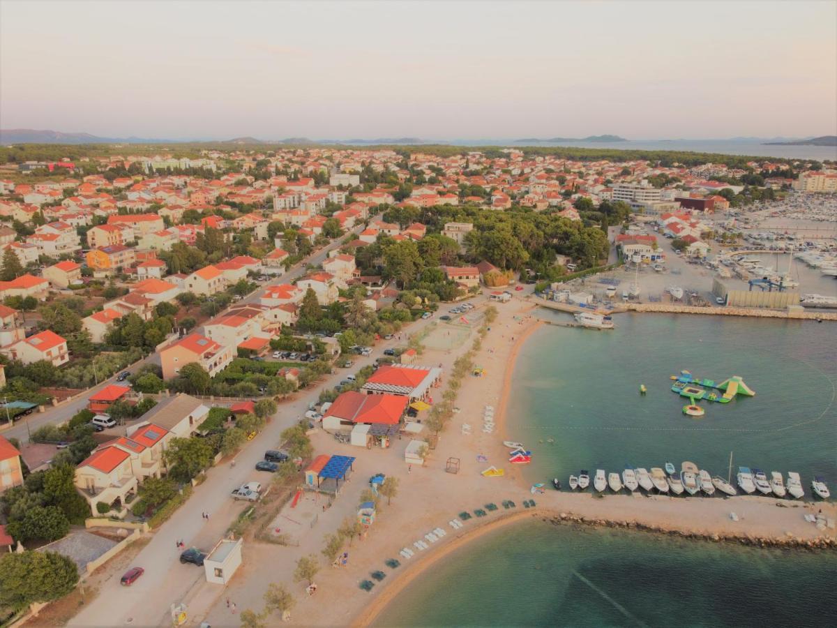 Apartments Basilea Biograd Na Moru Bagian luar foto