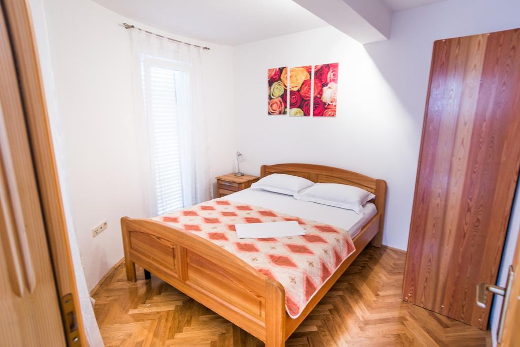 Apartments Basilea Biograd Na Moru Ruang foto