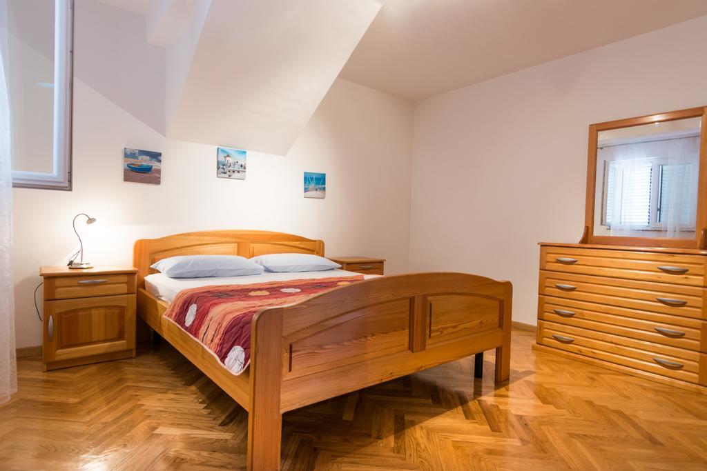 Apartments Basilea Biograd Na Moru Ruang foto